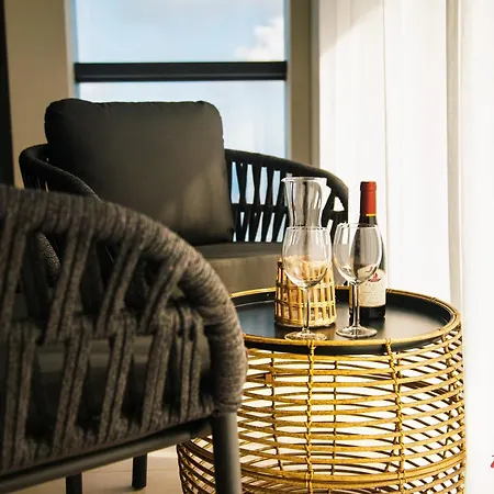 Sky-high Luxury At Zaha Hadid's Mercury Towers Daire Saint Julian's